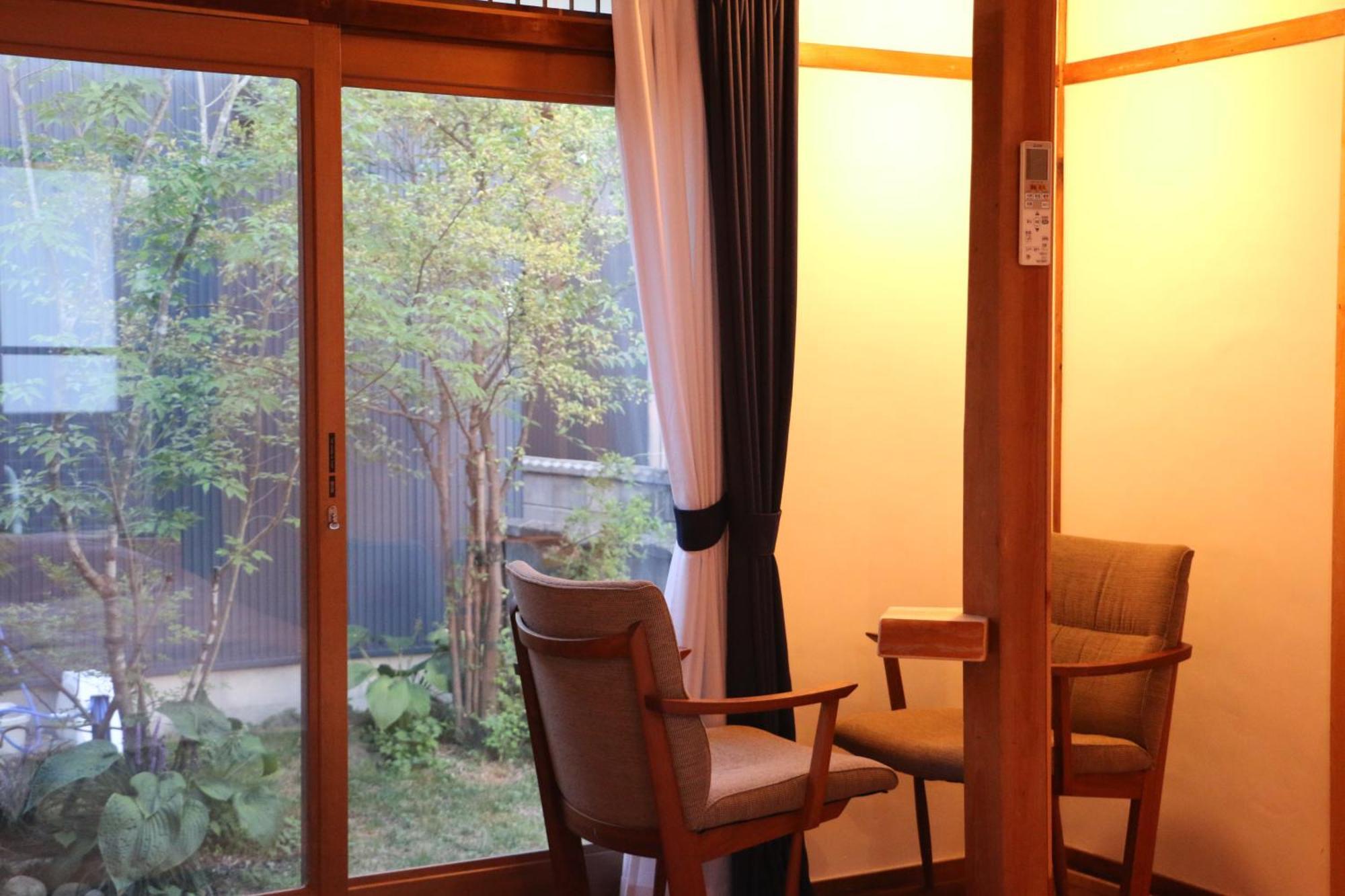 Hostel Fish In A River Takayama  Exterior photo