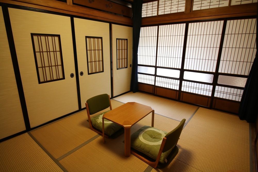 Hostel Fish In A River Takayama  Exterior photo