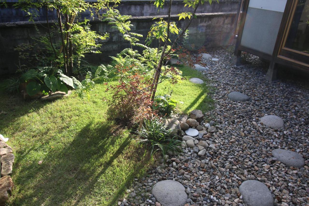 Hostel Fish In A River Takayama  Exterior photo