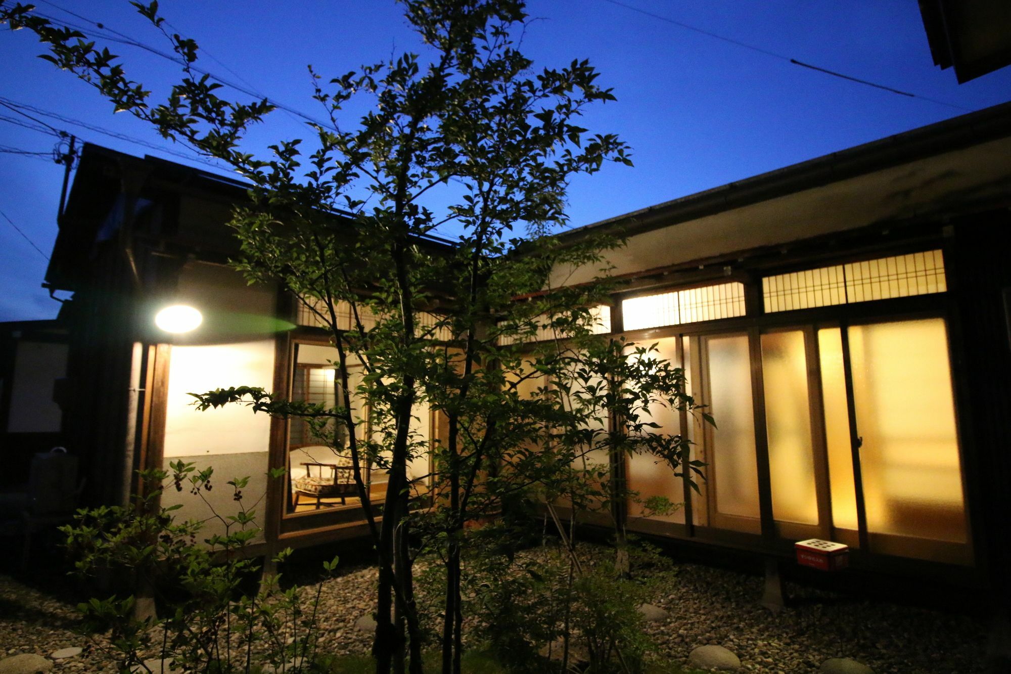 Hostel Fish In A River Takayama  Exterior photo