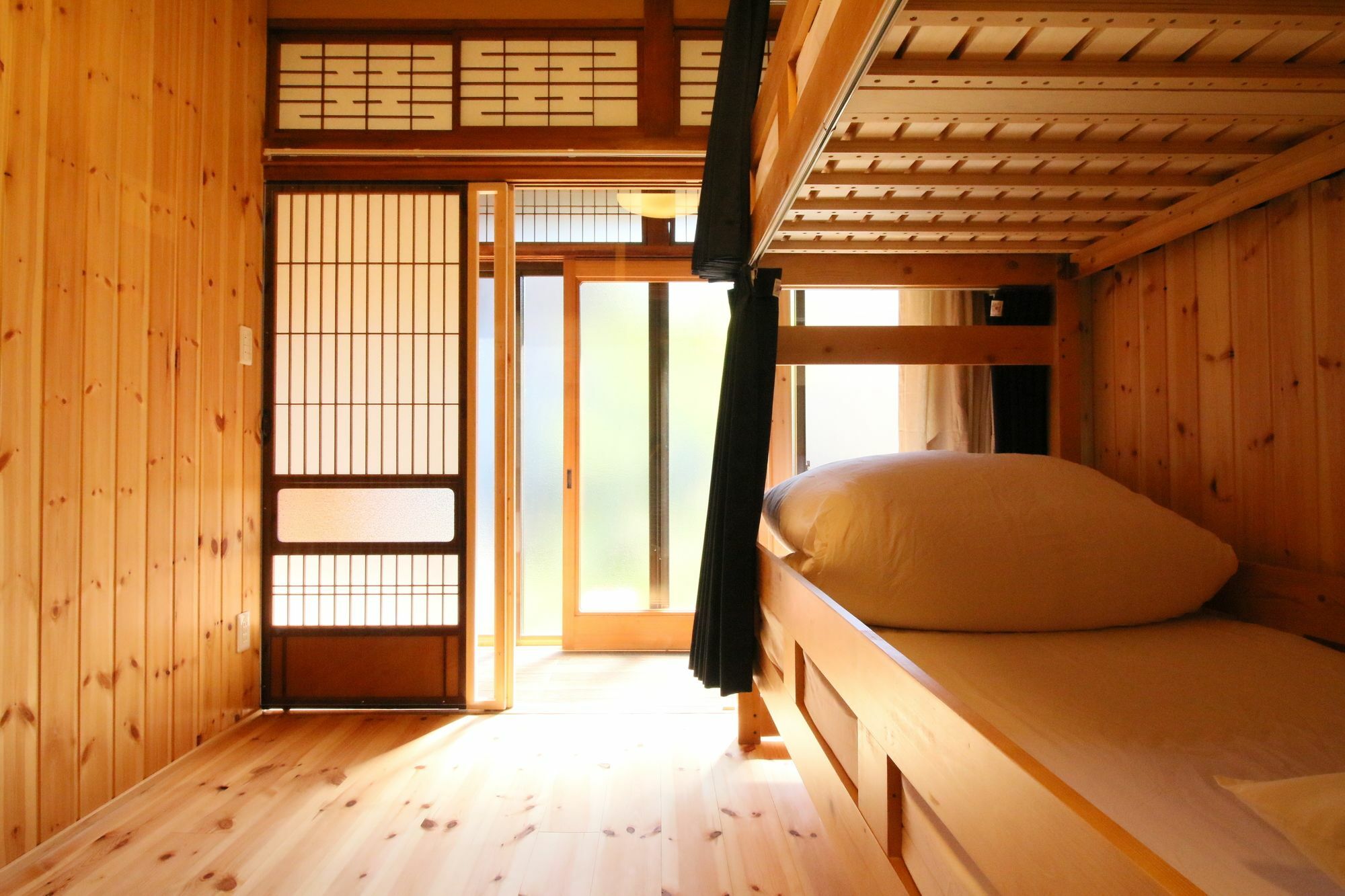 Hostel Fish In A River Takayama  Exterior photo